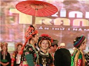 Bóng đá anh, ngoại hạng anh, lịch thi đấu euro 2012, Đêm tôn vinh trang phục truyền thống các dân tộc